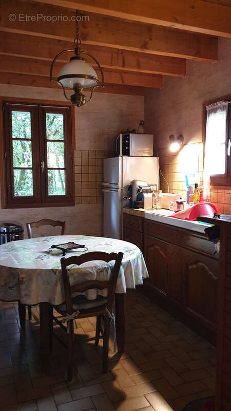 Maison à SAINT-MARTIN-LA-MEANNE