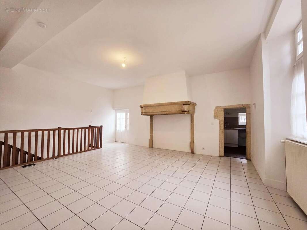 Appartement à ANSE