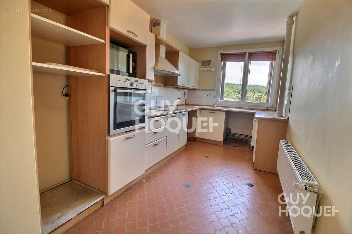 Appartement à CHAVILLE