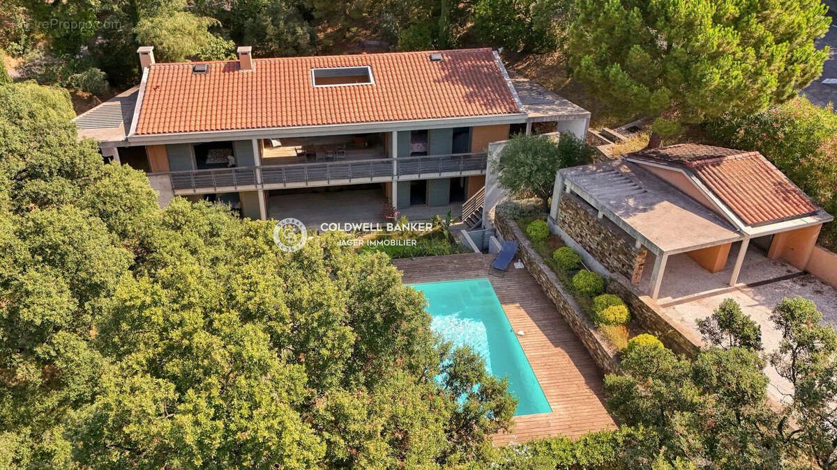 Maison à RAYOL-CANADEL-SUR-MER