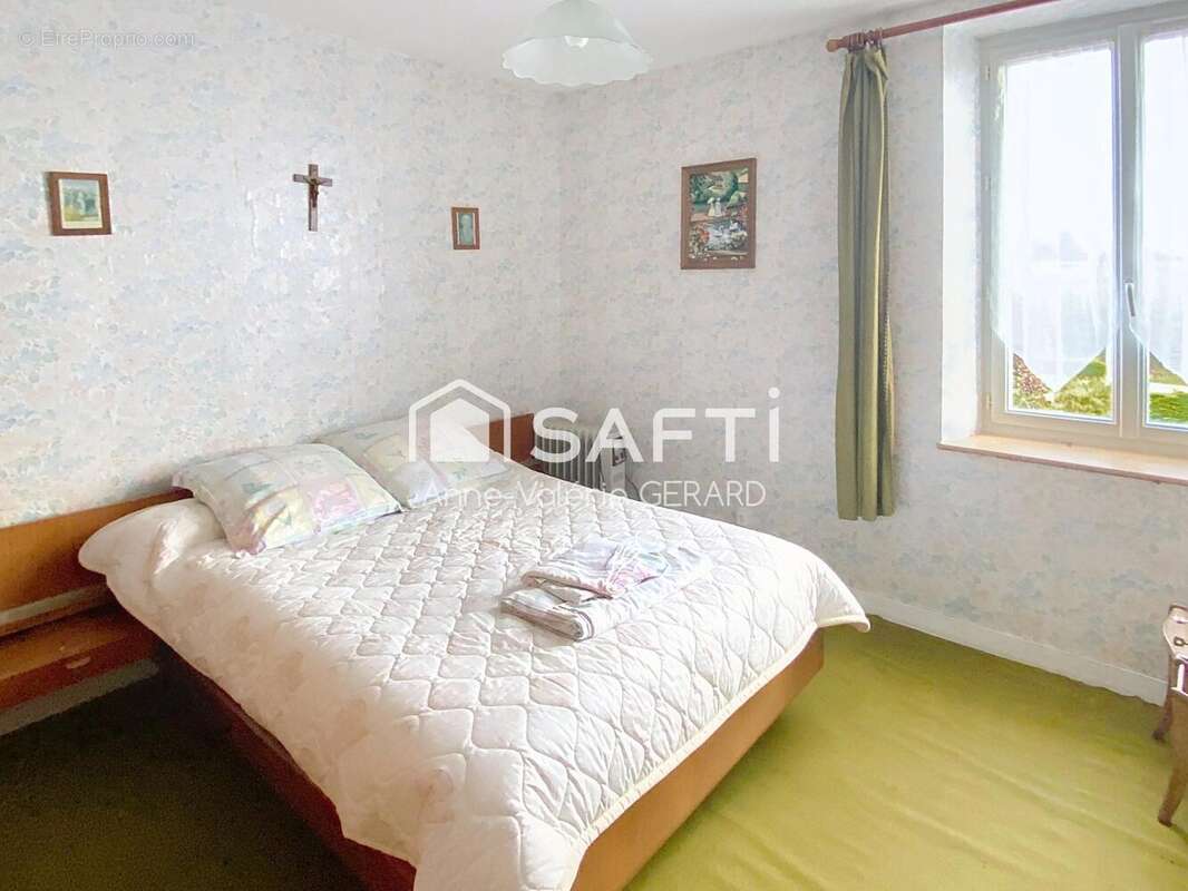 Photo 2 - Maison à FOUGEROLLES-DU-PLESSIS