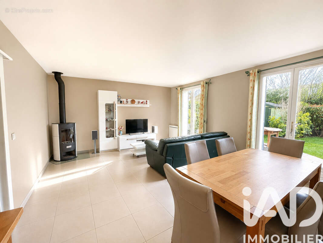 Photo 1 - Maison à RUEIL-MALMAISON