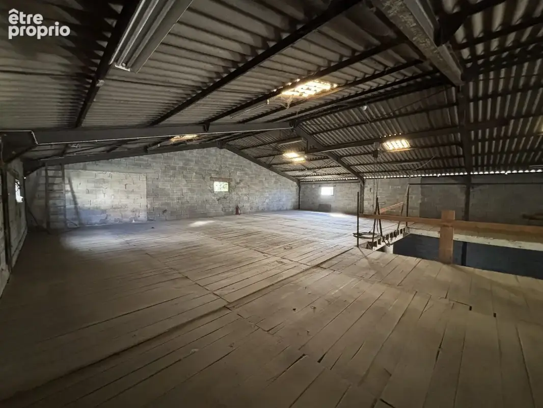 Commerce 680 m² à vendre à Saint-Yrieix-La-Perche (87500) - photo 6