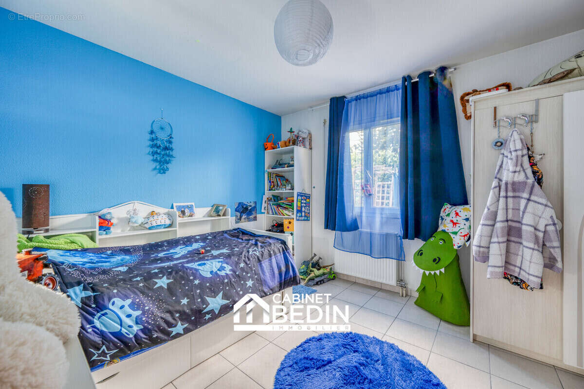 Maison 86 m² à Le Haillan  - photo 5