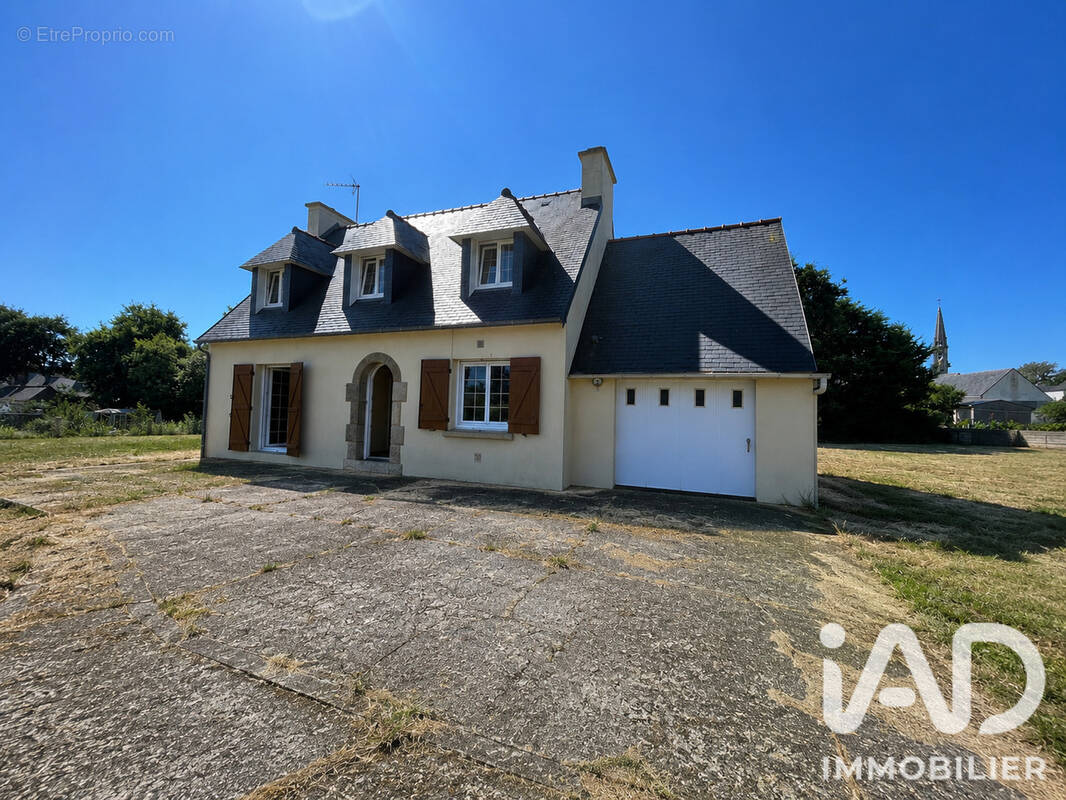 Photo 1 - Maison à POULLAN-SUR-MER