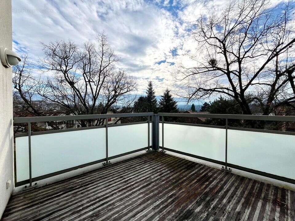 Appartement à SAINT-JULIEN-EN-GENEVOIS