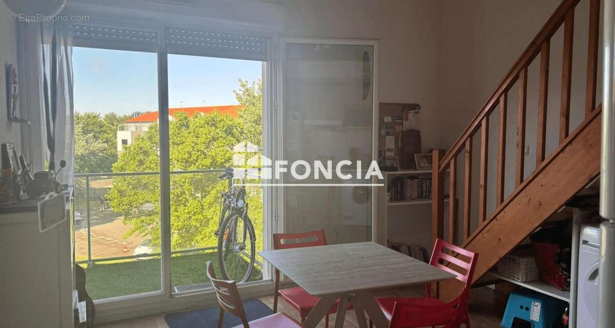 Appartement T4 avec mezzanine, piscine et parking privatif – Un cadre de vie privilégié - photo 10
