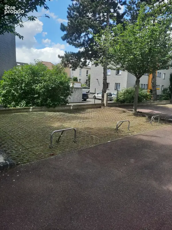 Parking exterieur - photo 2