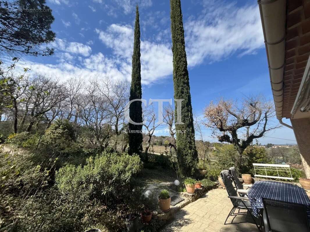 Maison à VAISON-LA-ROMAINE