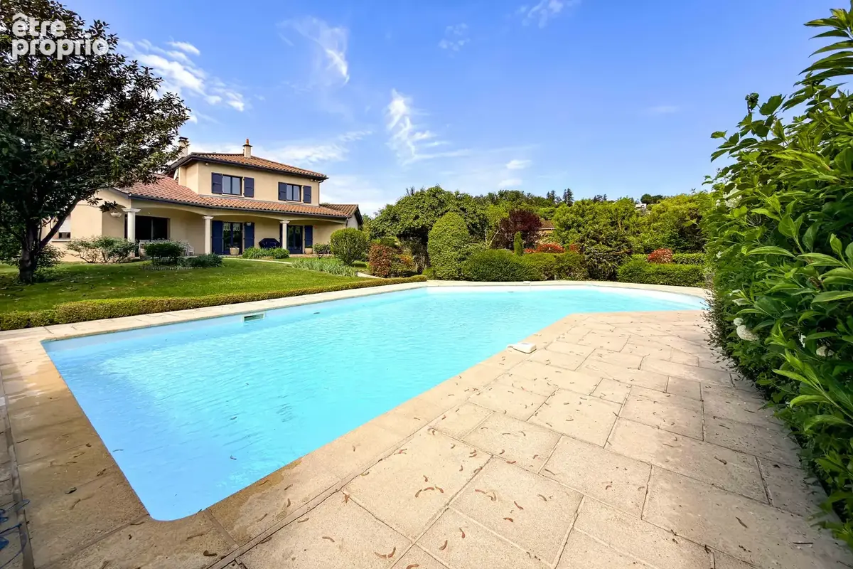 Tassin Maison familiale de 234 m2 avec un magnifique jardin de 1969 m2 - photo 3