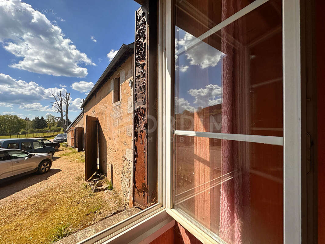 Maison à DUN-LES-PLACES
