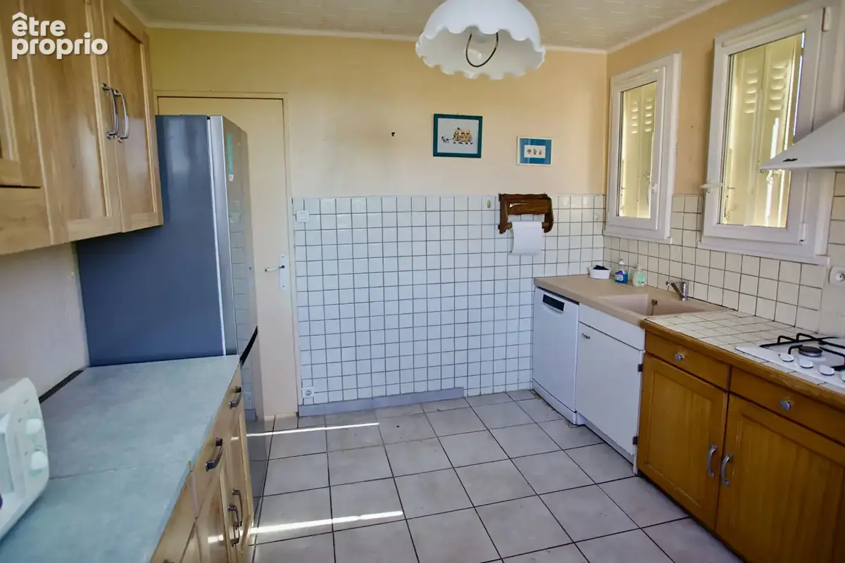 Maison Villefranche Sur Saone 4 pièce(s) 164 m2 - photo 8