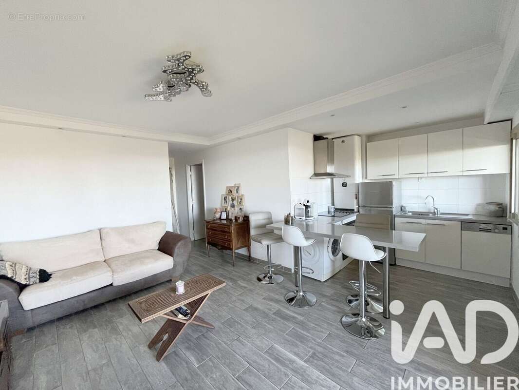 Photo 3 - Appartement à VILLENEUVE-LOUBET