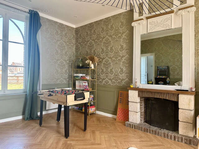 Maison à NEUFCHATEL-EN-BRAY