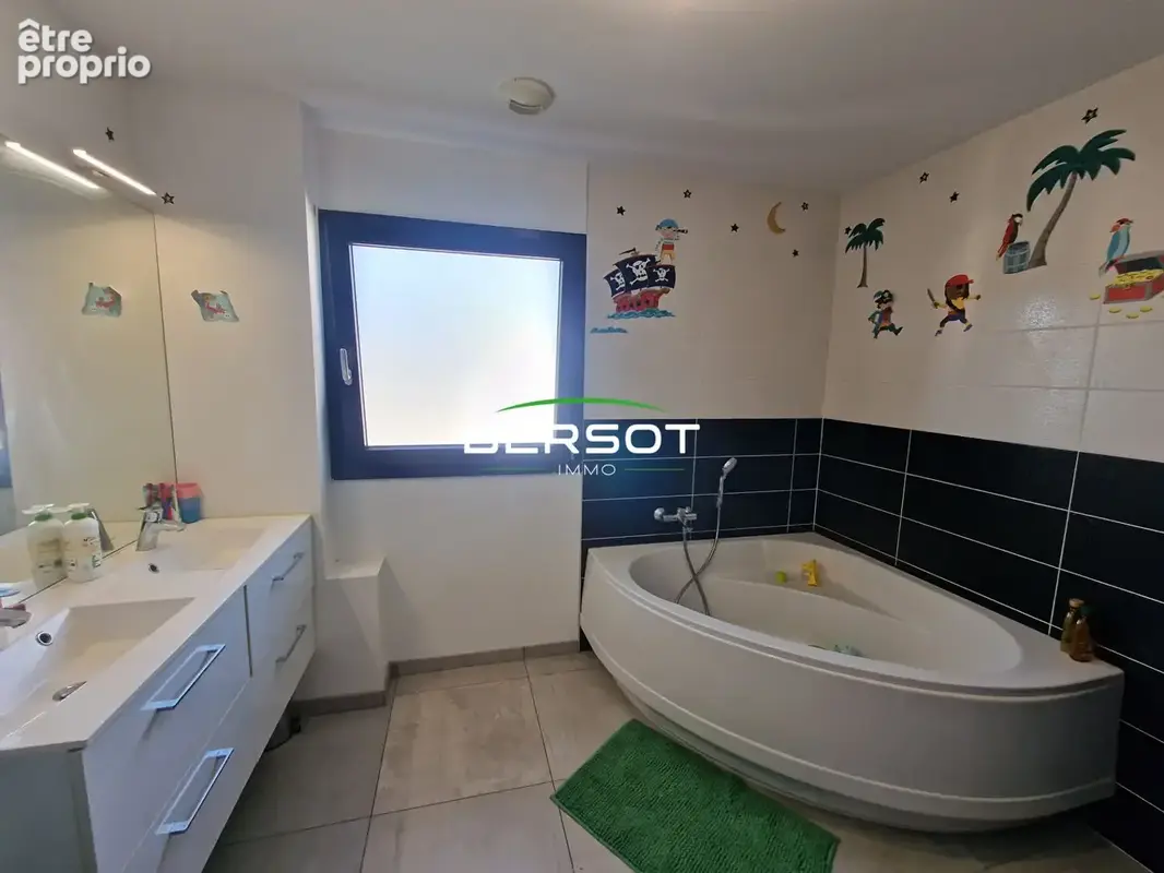 Maison Baume Les Dames 134 m² - 6 pièces , 4 chambres - photo 14