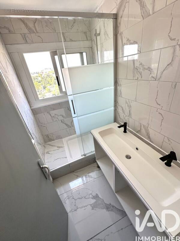 Photo 1 - Appartement à MARSEILLE-15E