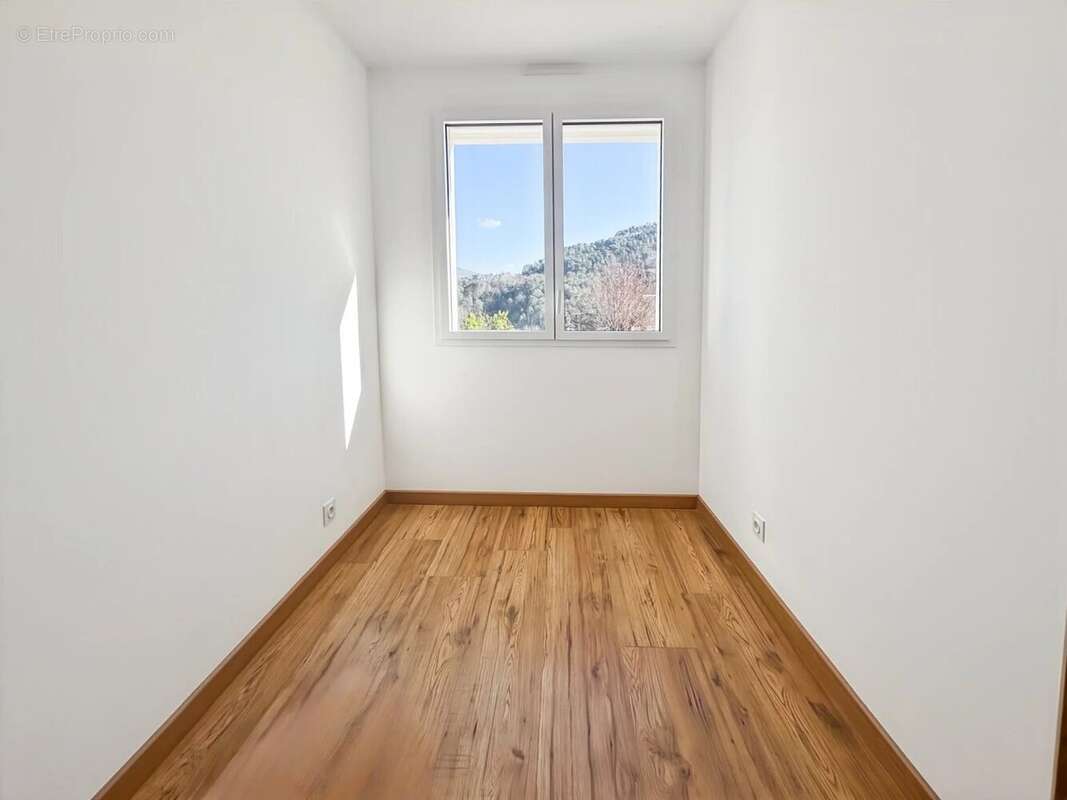 Maison à TOURRETTE-LEVENS