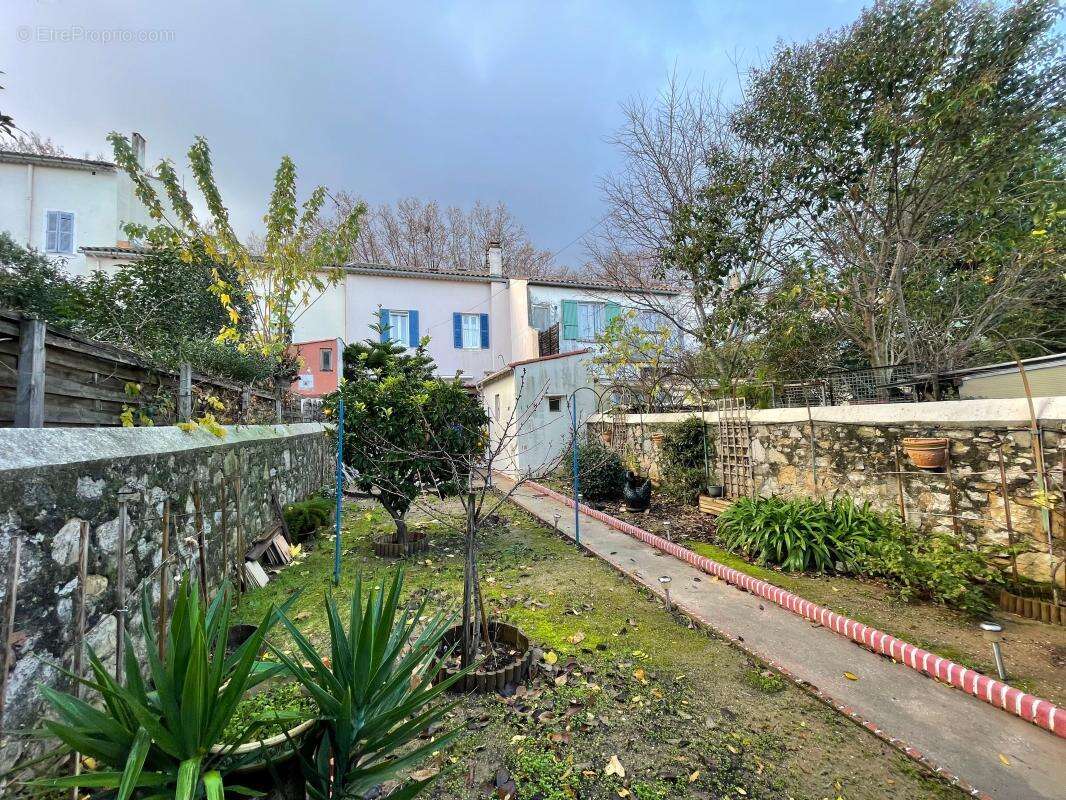 Maison à LA SEYNE-SUR-MER