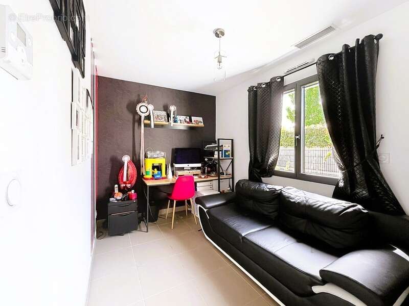 Maison à MARTIGNAS-SUR-JALLE