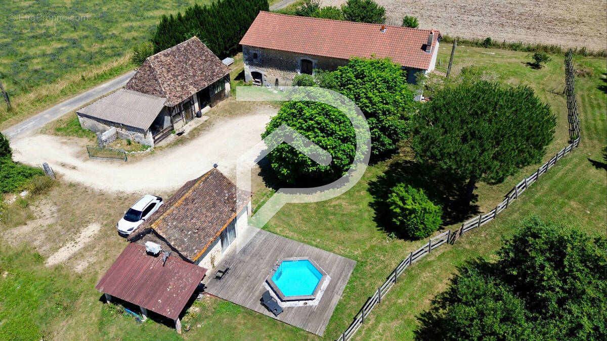 Maison à BEAUPOUYET