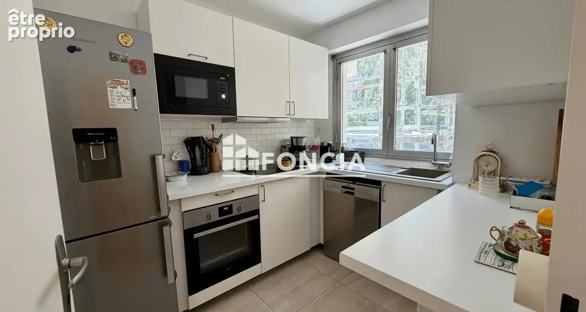 Vaugirard : immeuble moderne 2 pieces 48 m² avec balcon 7m2 cave et parking - photo 3