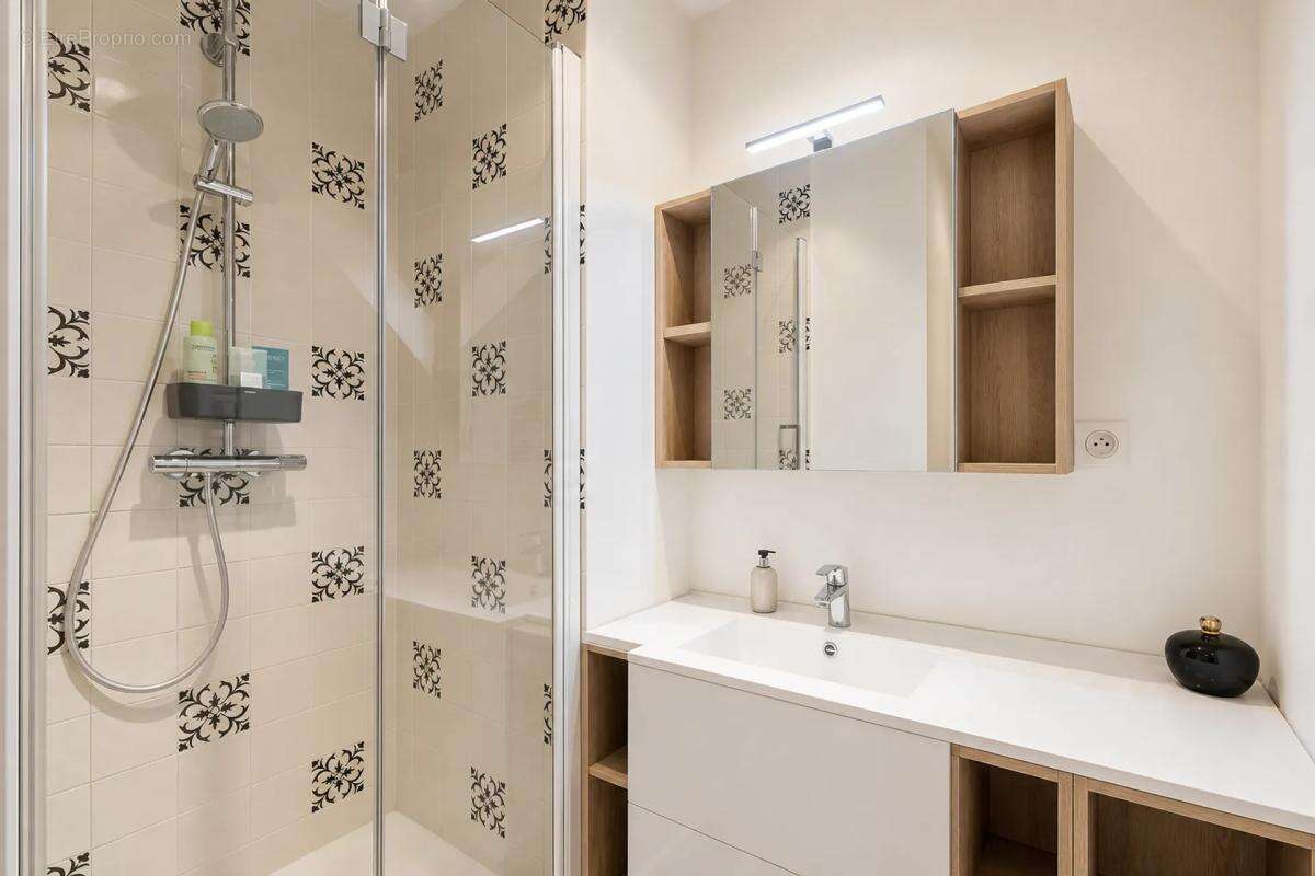 Appartement lumineux et spacieux centre Reims - photo 13