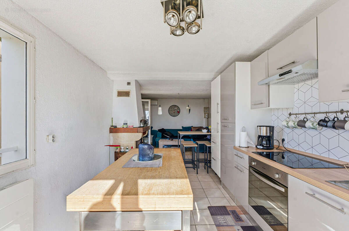 Appartement à SAUSSET-LES-PINS