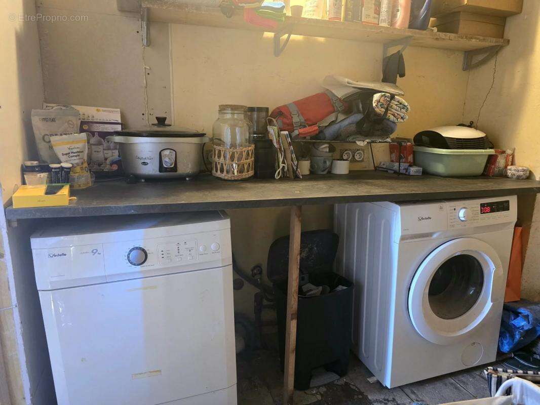 Maison à SALLES-LAVALETTE