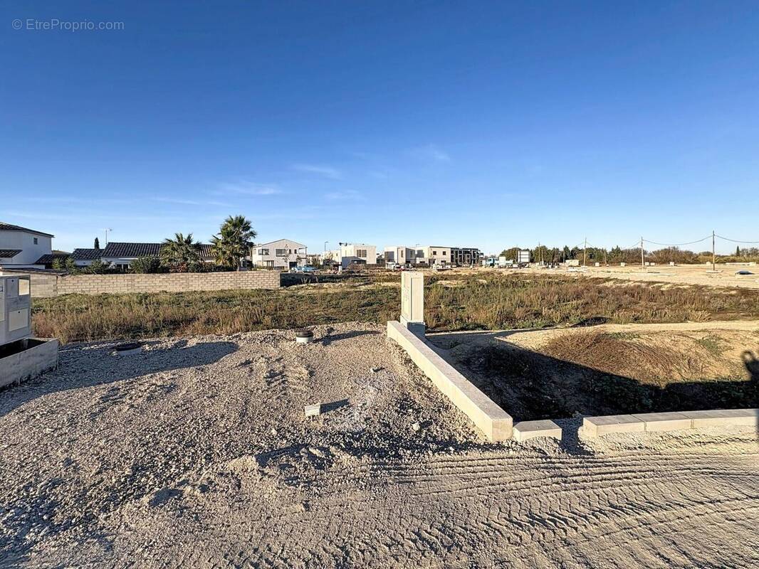 Photo 1 - Terrain à MAUGUIO