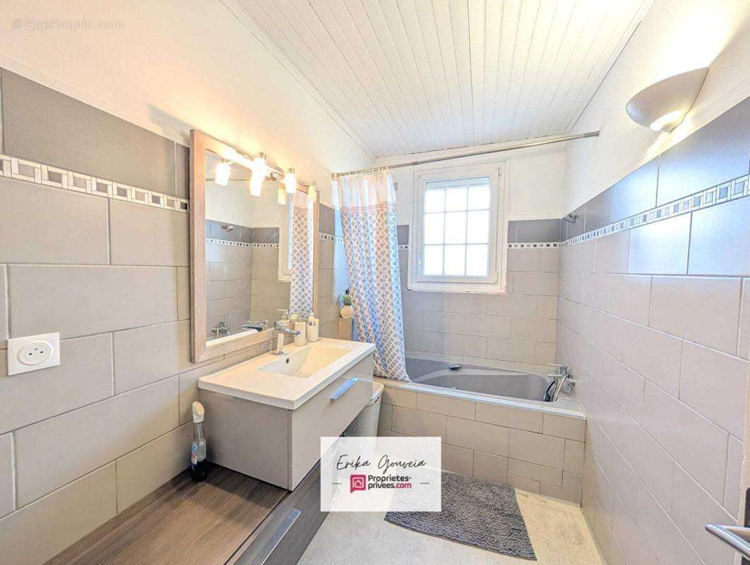 EXCLUSIVITÉ  Maison familiale 145 m², 55 m² de pièce de vie plein sud, prestations haut de gamme  - Sanvic Renaissance - photo 10