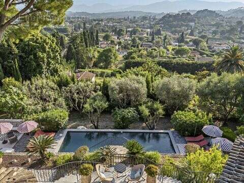 Maison à MOUGINS