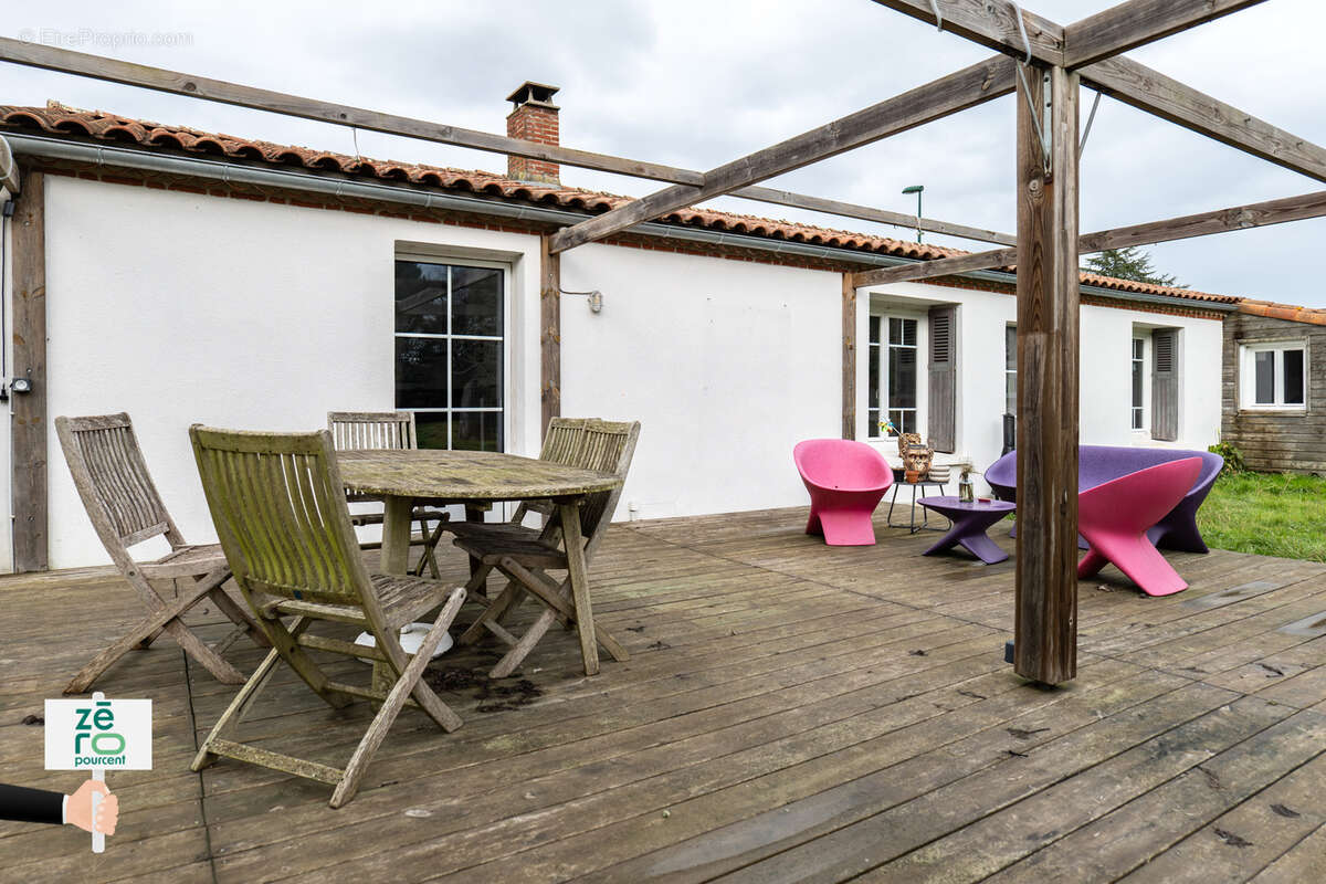 Maison à TALMONT-SAINT-HILAIRE