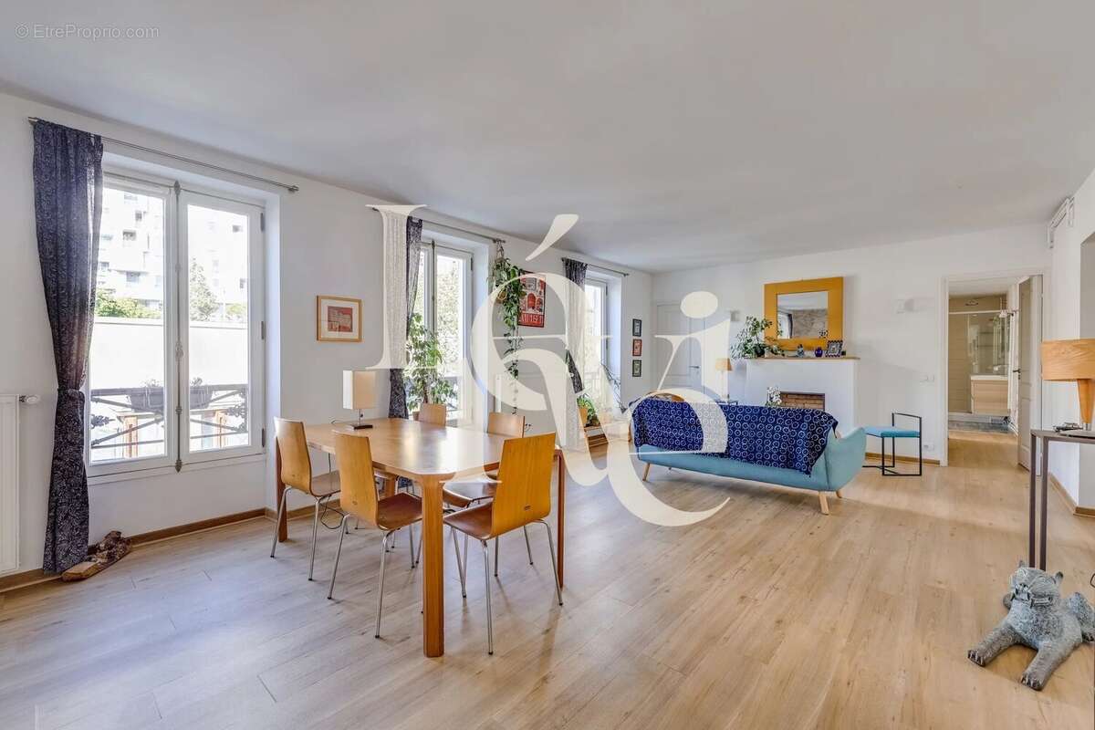 Appartement à PARIS-13E