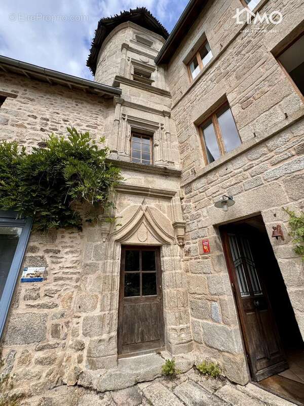 n°3 - Maison à EYMOUTIERS