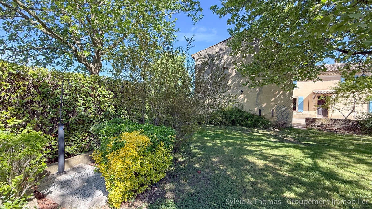 Maison à CADEROUSSE