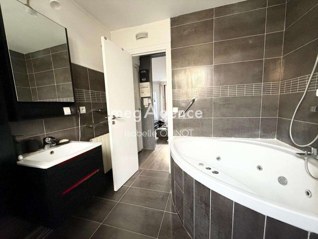 Appartement à SAINT-CLOUD