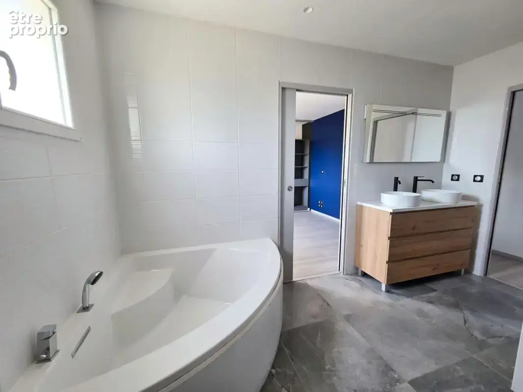*** exclusivite *** maison moderne avec jardin *** pont du chateau 63430 *** - photo 9