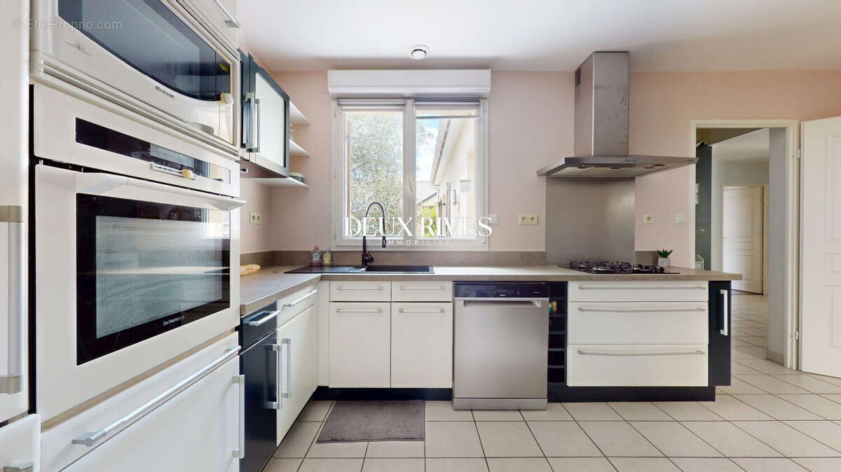 Maison 205 m² à Thouare-Sur-Loire  - photo 9