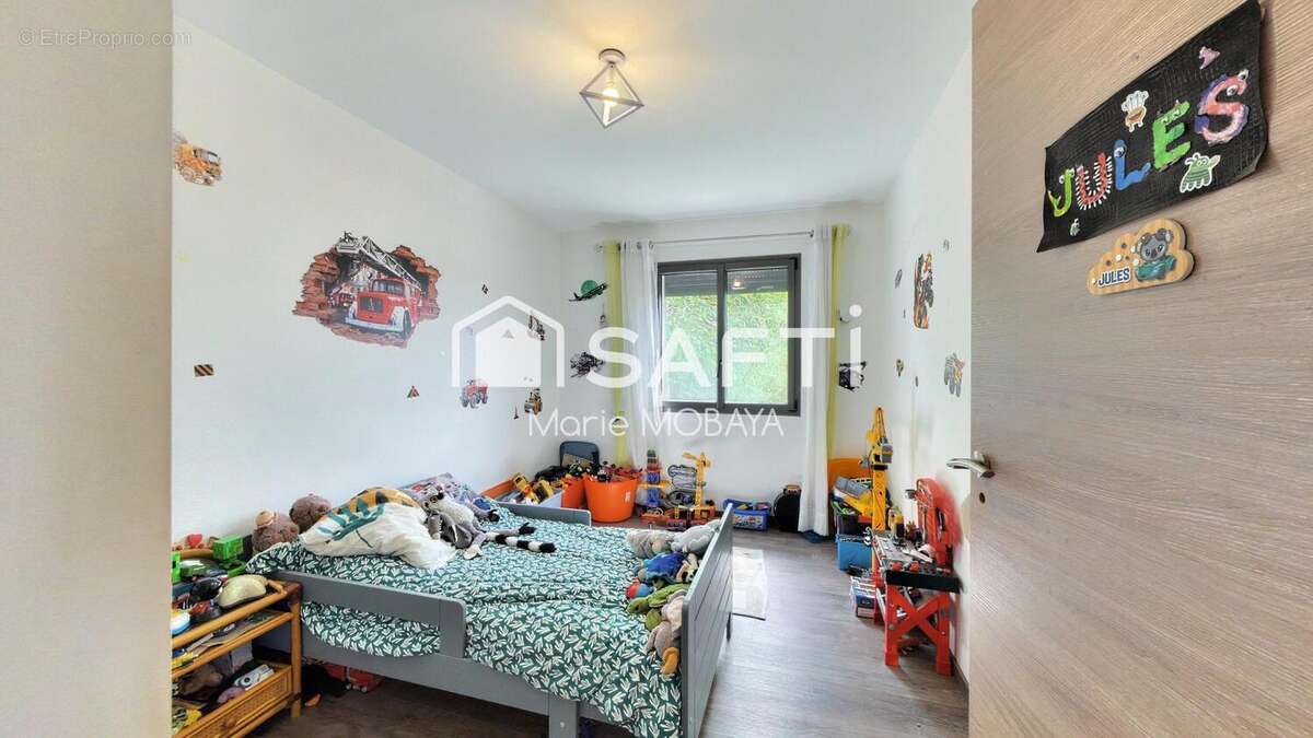 Maison 132 m² à Cubzac-Les-Ponts  - photo 6
