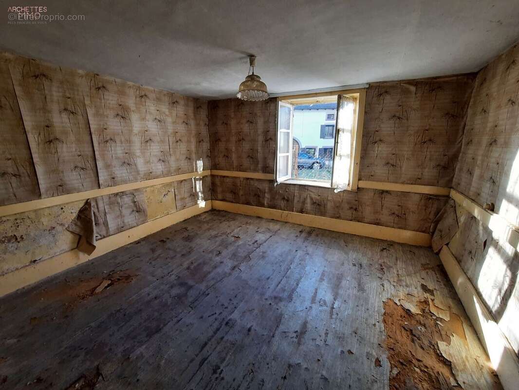 Maison à CHENIMENIL