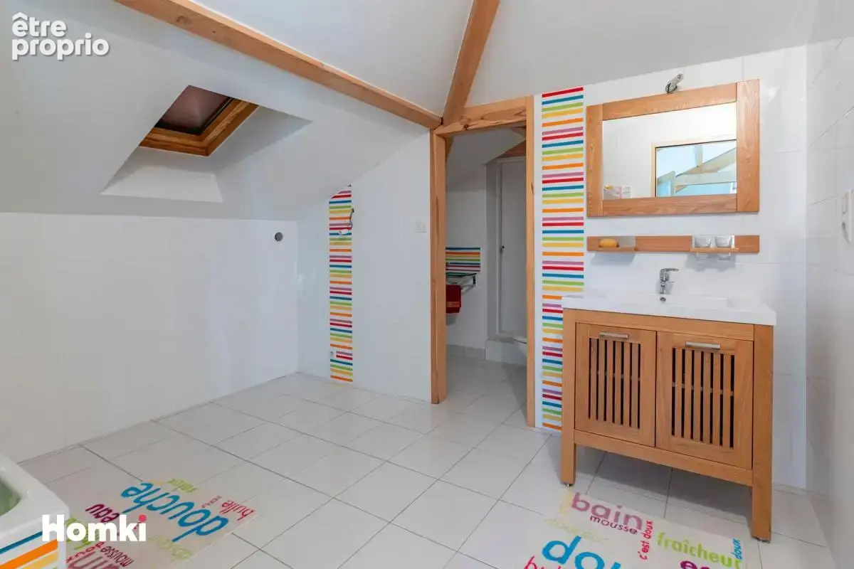 Propriété familiale T11 de 306.89 m² - photo 17