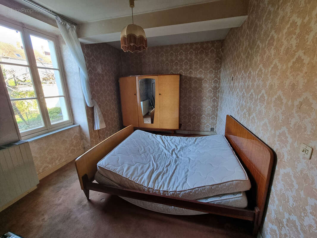 Maison à FOURCHAMBAULT