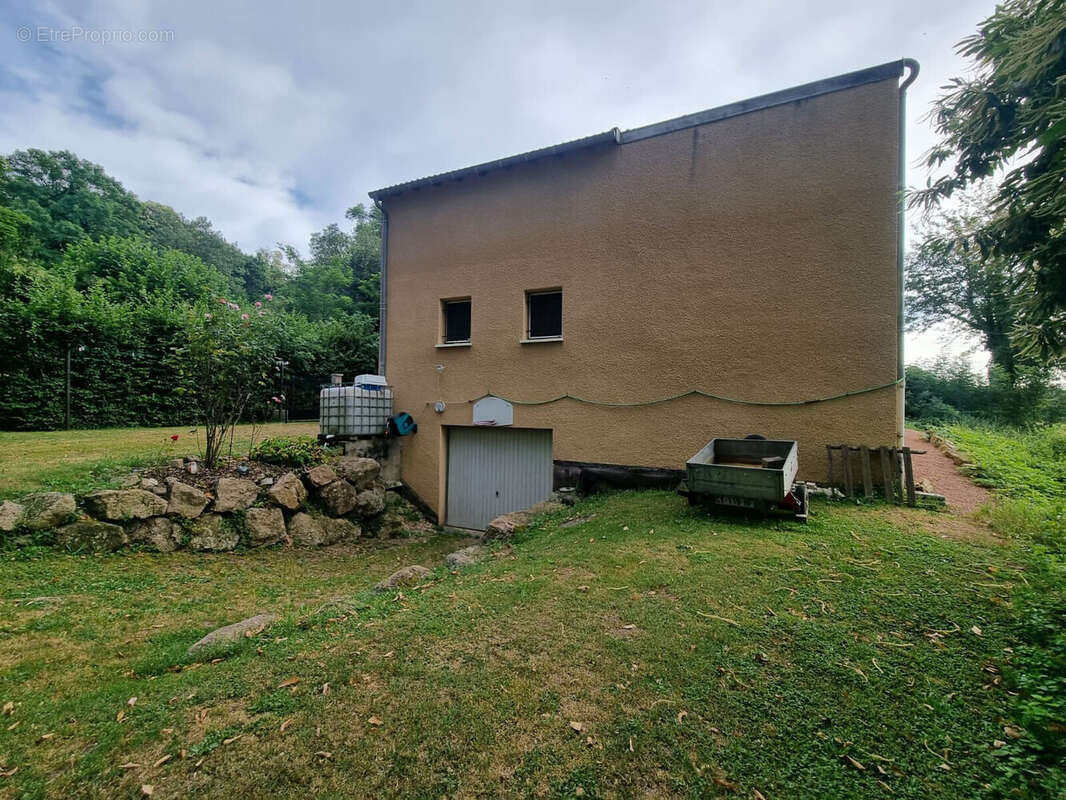 Photo 6 - Maison à MONTMELARD