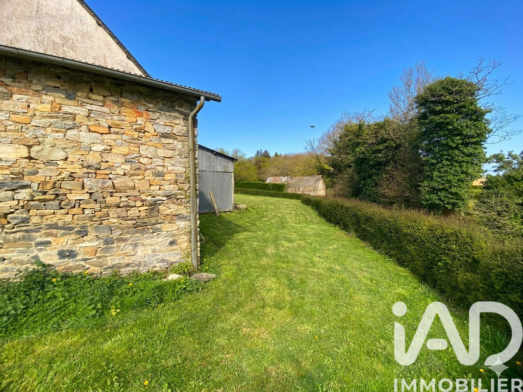 Photo 5 - Maison à LANFAINS