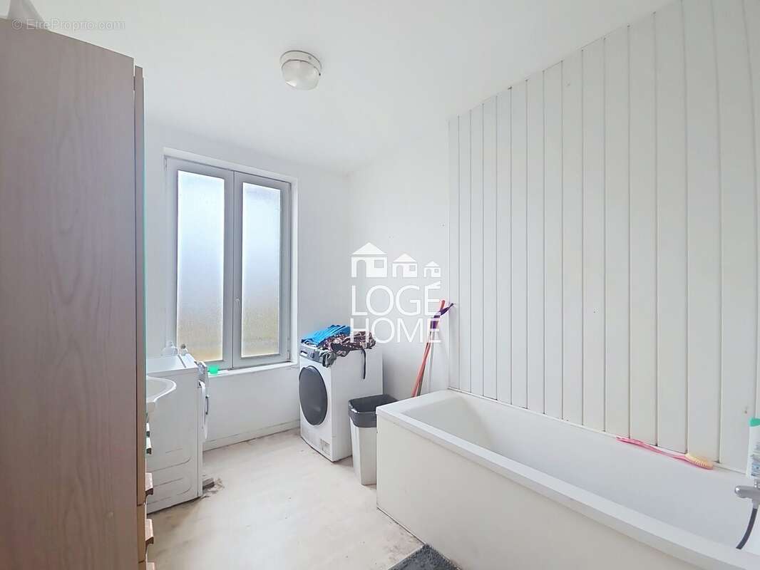 Maison à CALONNE-RICOUART