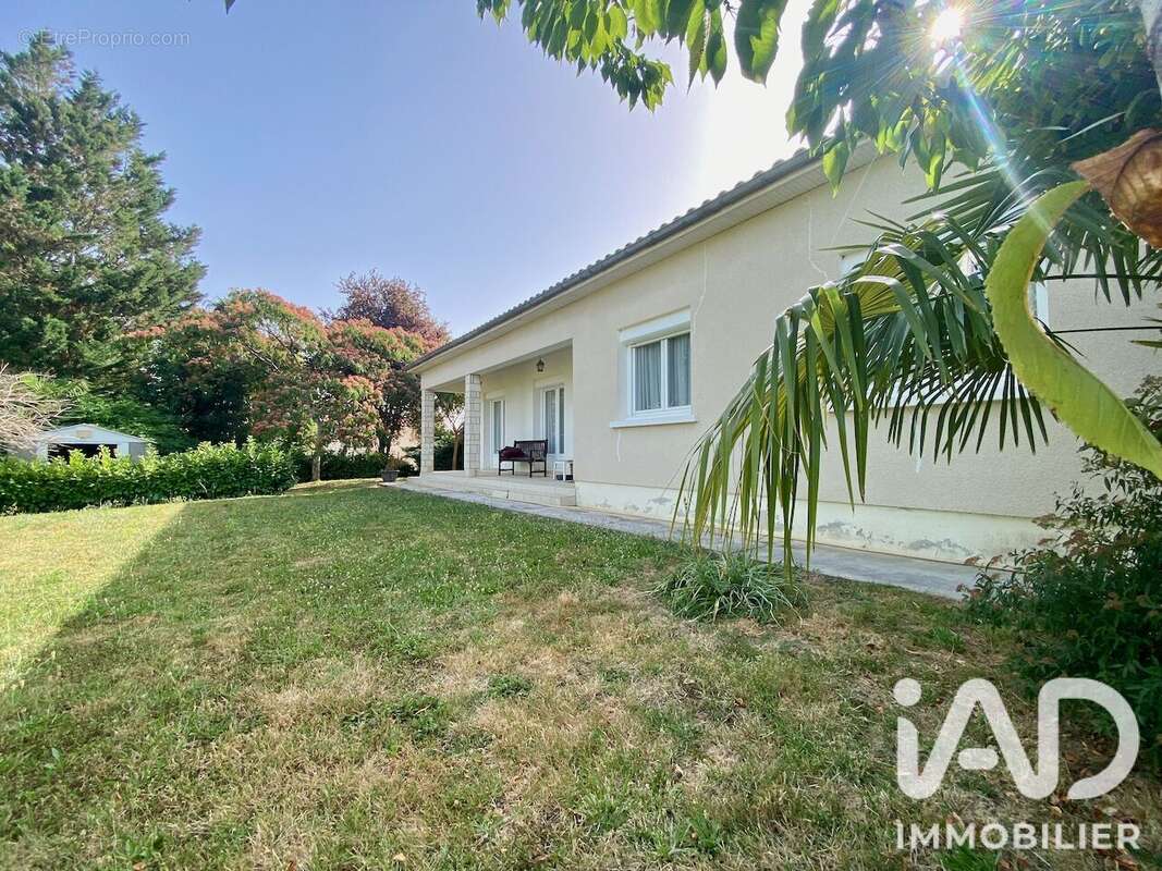 Maison 100 m² à Francescas  - photo 2