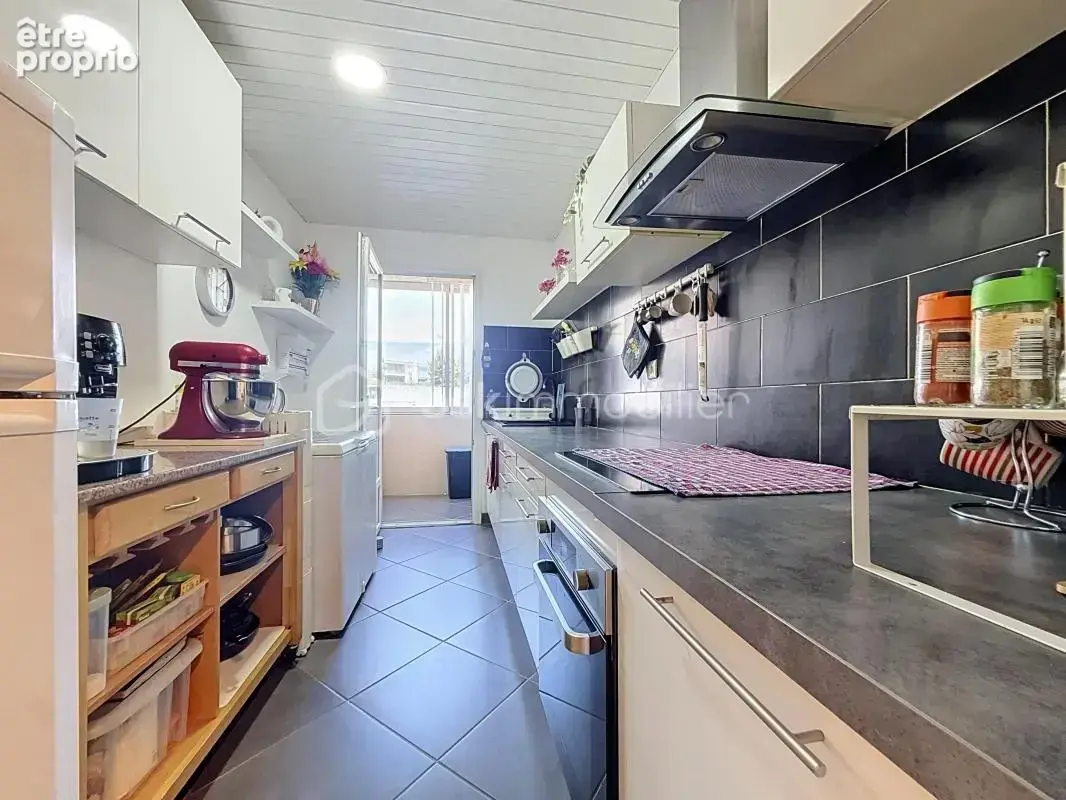 Appartement 3 pièces de 71m2 avec terrasse, parking et cave - photo 5