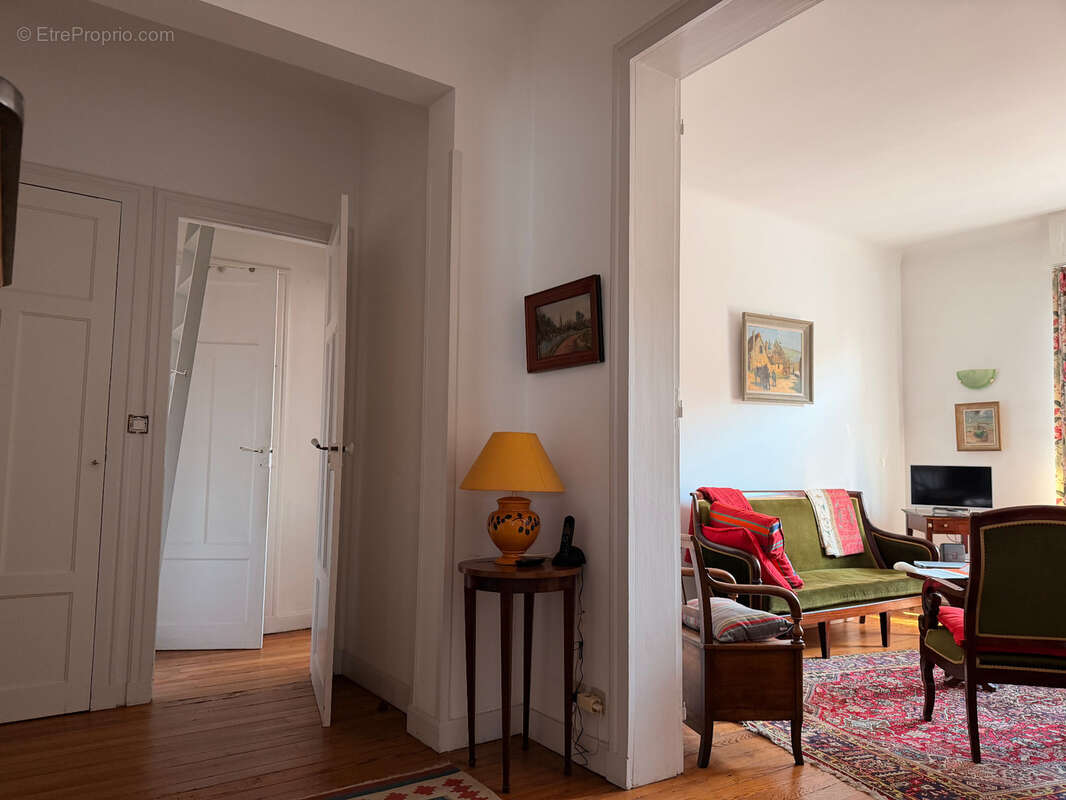 Bayonne saint-esprit – un t4 de caractère et 57 m² de combles pour voir plus grand - photo 2