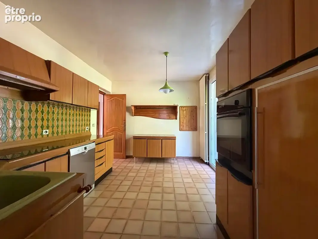 Le Golf / Côte Chaude - MAISON Familiale de 223m2, 6790m2 de terrain - photo 2