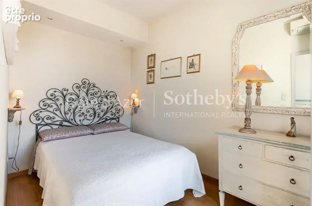 Nice Carré d’Or, appartement deux pièces face à un jardin historique - photo 8